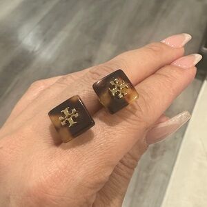 Tory Burch Gold Logo Tortoiseshell Square Stud Earrings